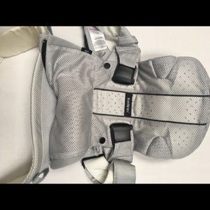 BabyBjörn Baby Carrier One Air 3D Mesh in Silver